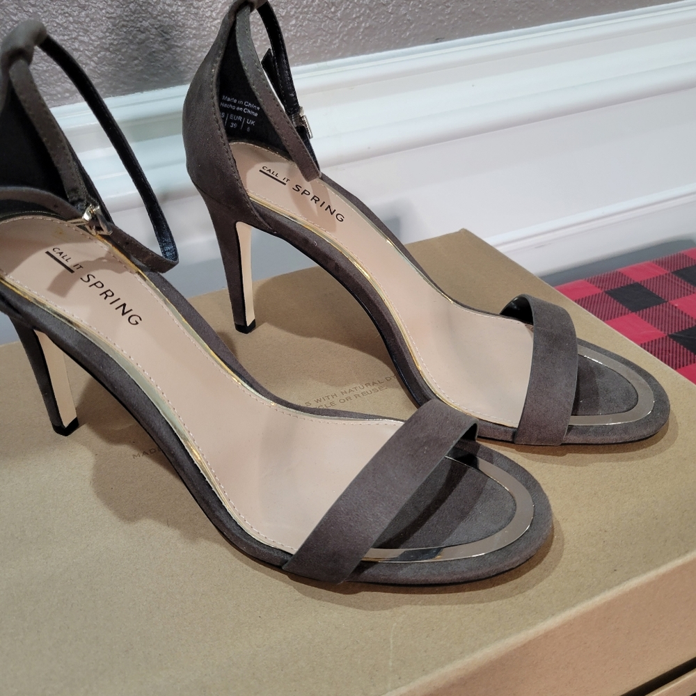 Grey 3' Heels 👠 NWOT